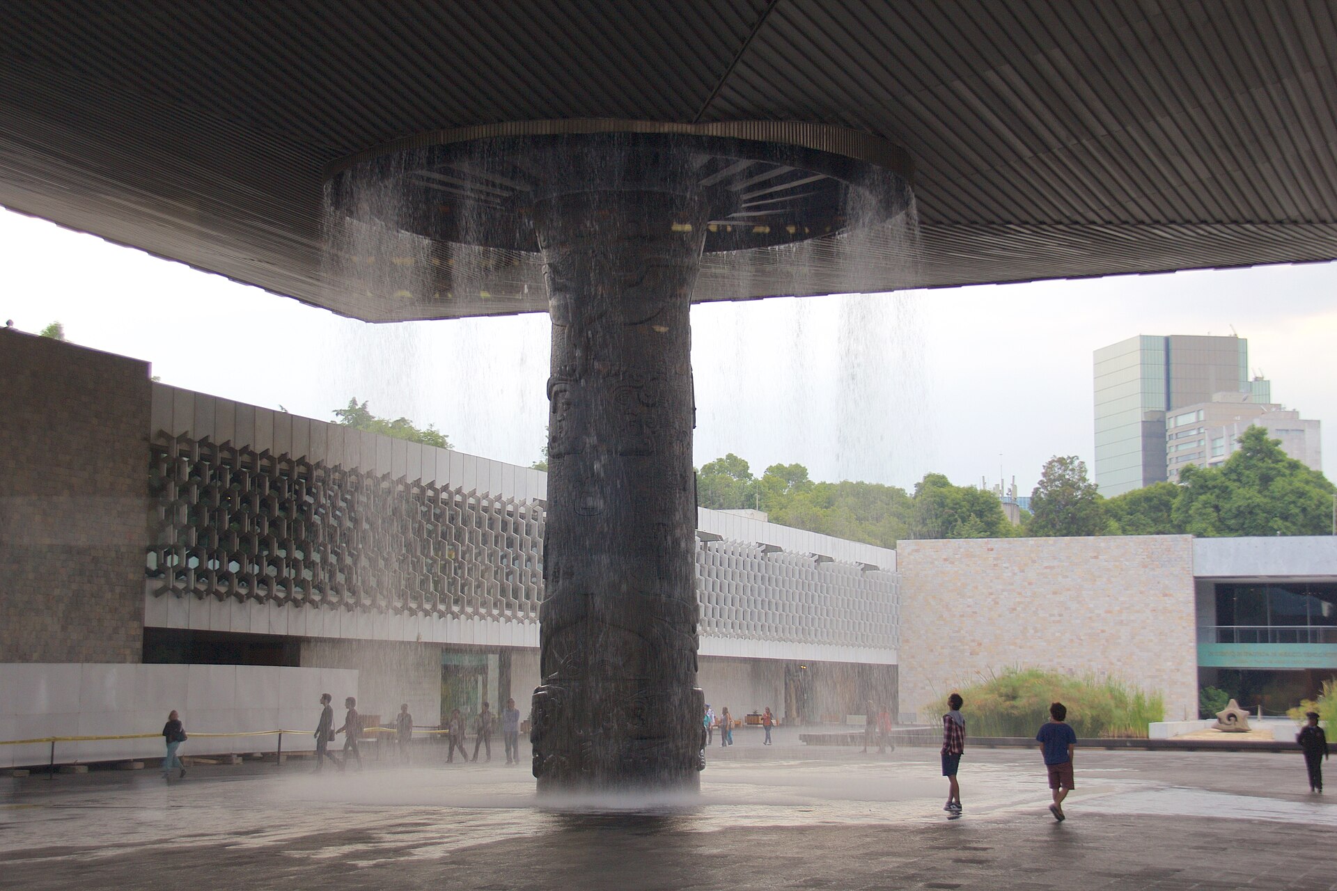 INAH sube precios a museos y zonas arqueológicas en 2026: ¿cultura de lujo?